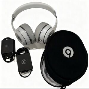 Beats by Dre Solo3 Wireless On-Ear Headphones Asphalt Gray with Accessories